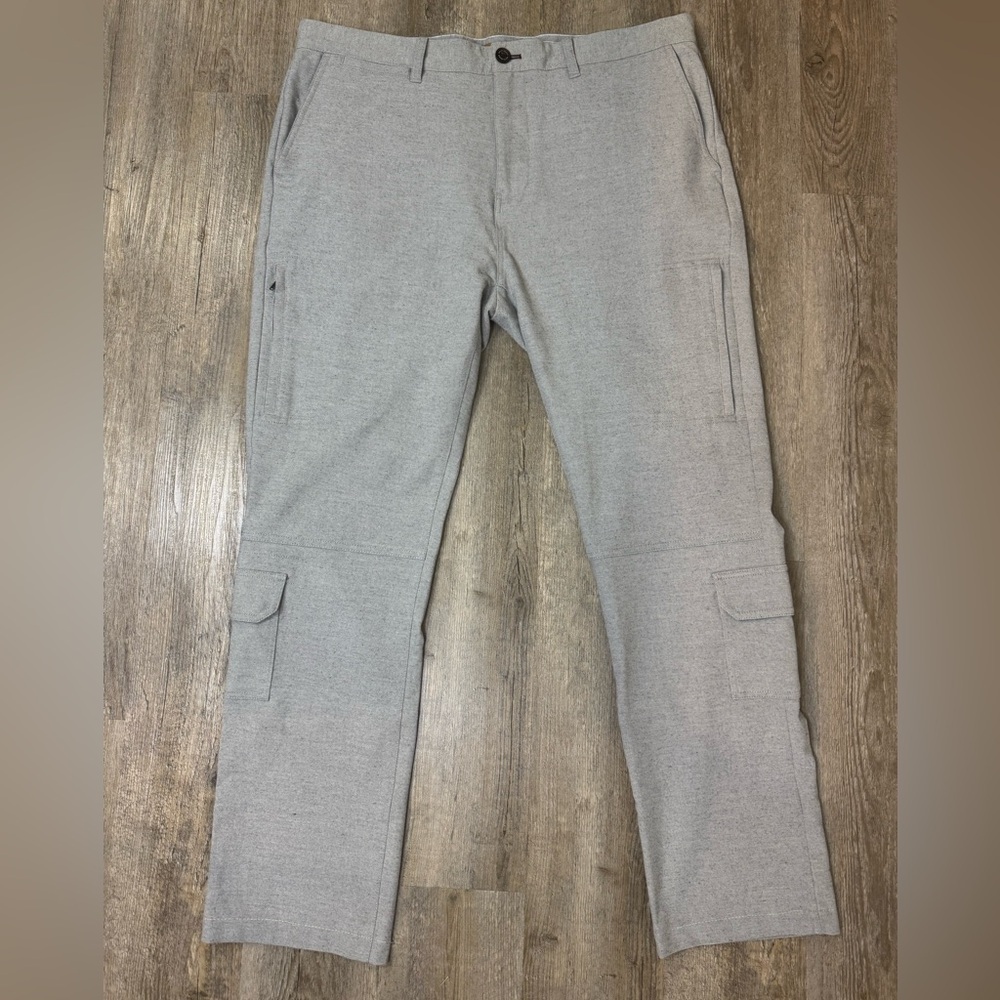 Nifty Genius Men’s Gray Straight Leg Cargo Pants, Size 38